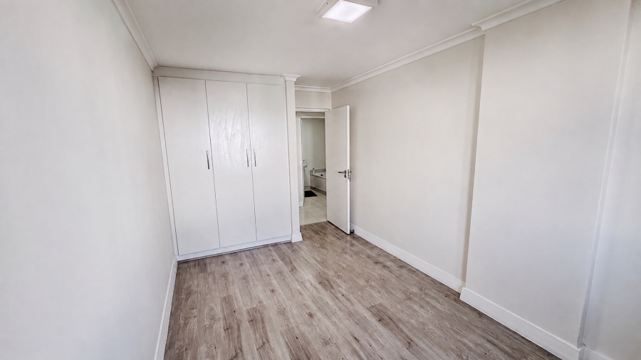 2 Bedroom Property for Sale in Zonnebloem Western Cape